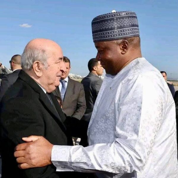 Le Président nigérien Tiani en Algérie